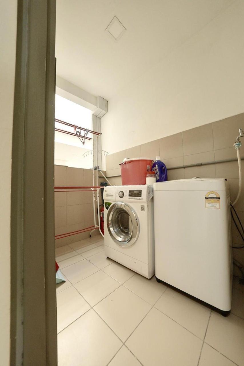 The Loft Residence At Imago Kk Times Square 코타키나발루 외부 사진